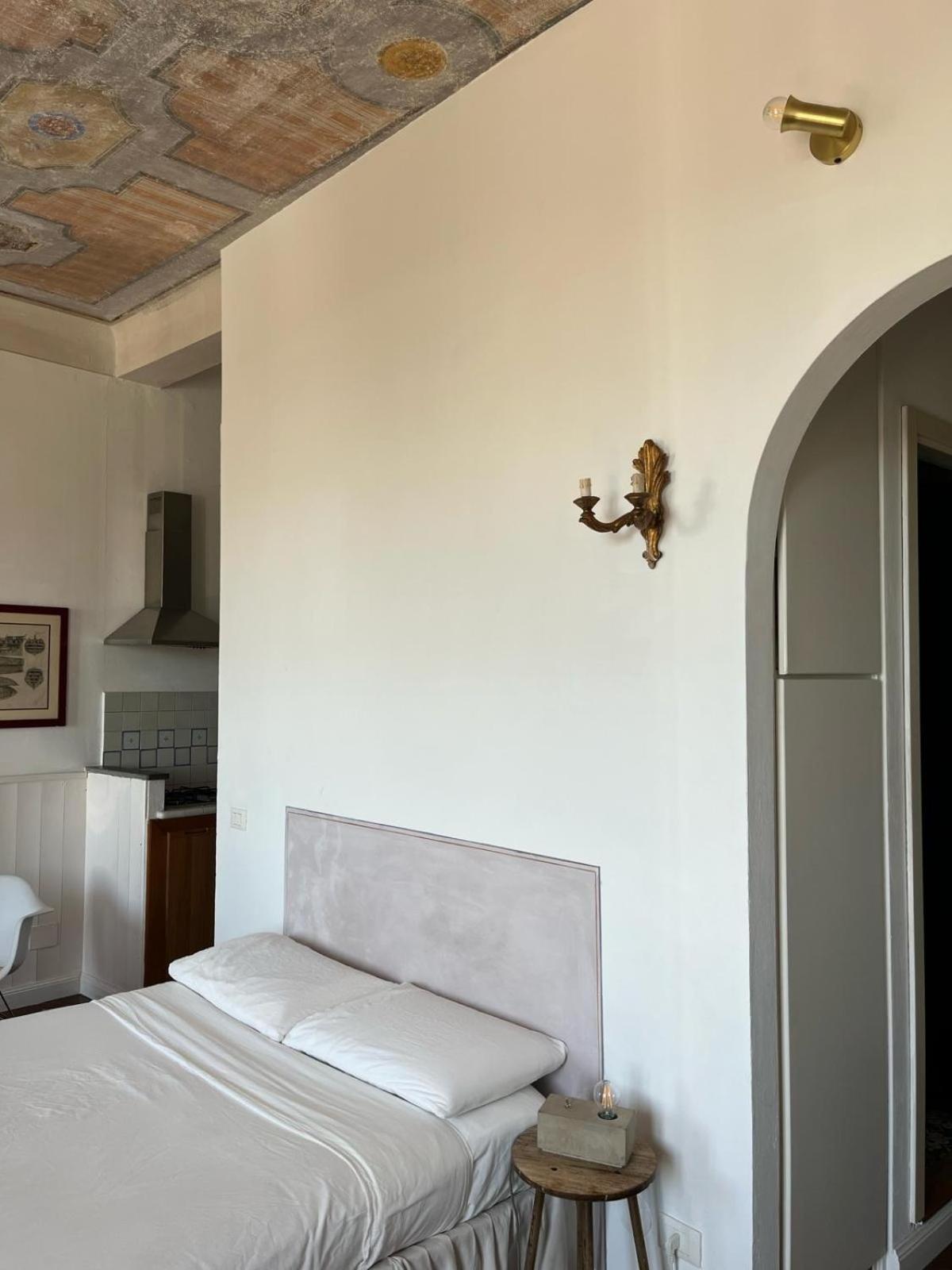Apartmán The Sunshine Loft Livorno Pokoj fotografie